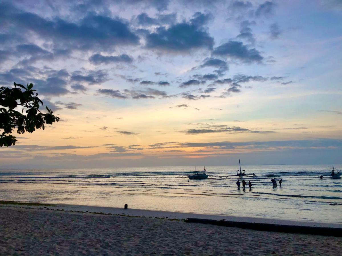 Villa The Whitehouse By The Sea Panglao Exterior foto